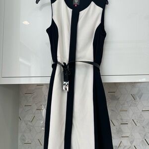 Vince Camuto zip up black and white sheath dress size 14. NWT
